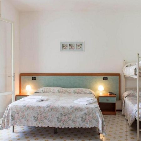 Hotel Levante Sul Mare Lido Di Savio Ngoại thất bức ảnh