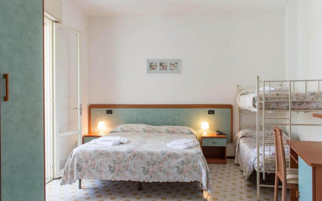 Hotel Levante Sul Mare Lido Di Savio Ngoại thất bức ảnh